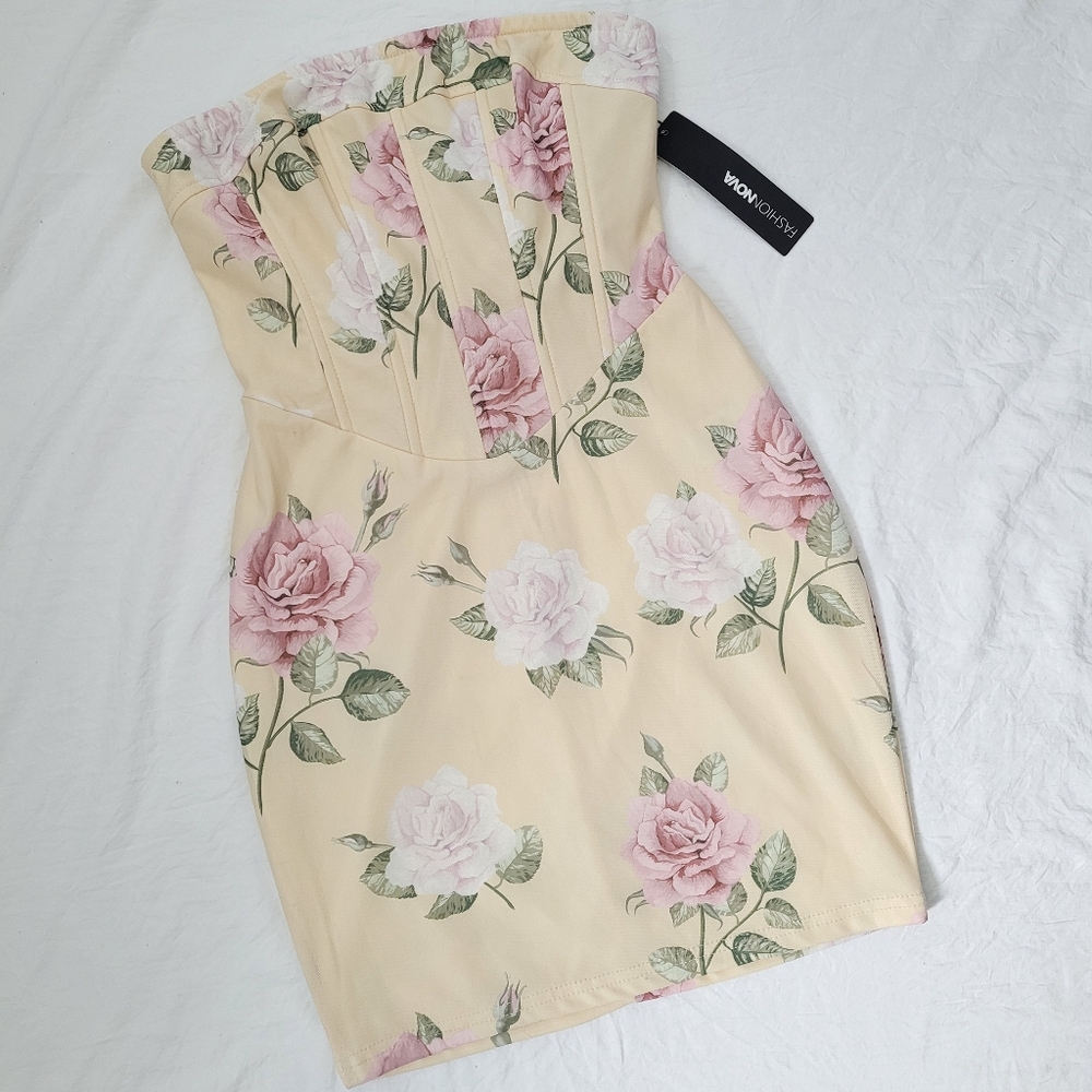 Fashion Nova Nicolette Buttery Yellow Strapless Mini Sheath Dress